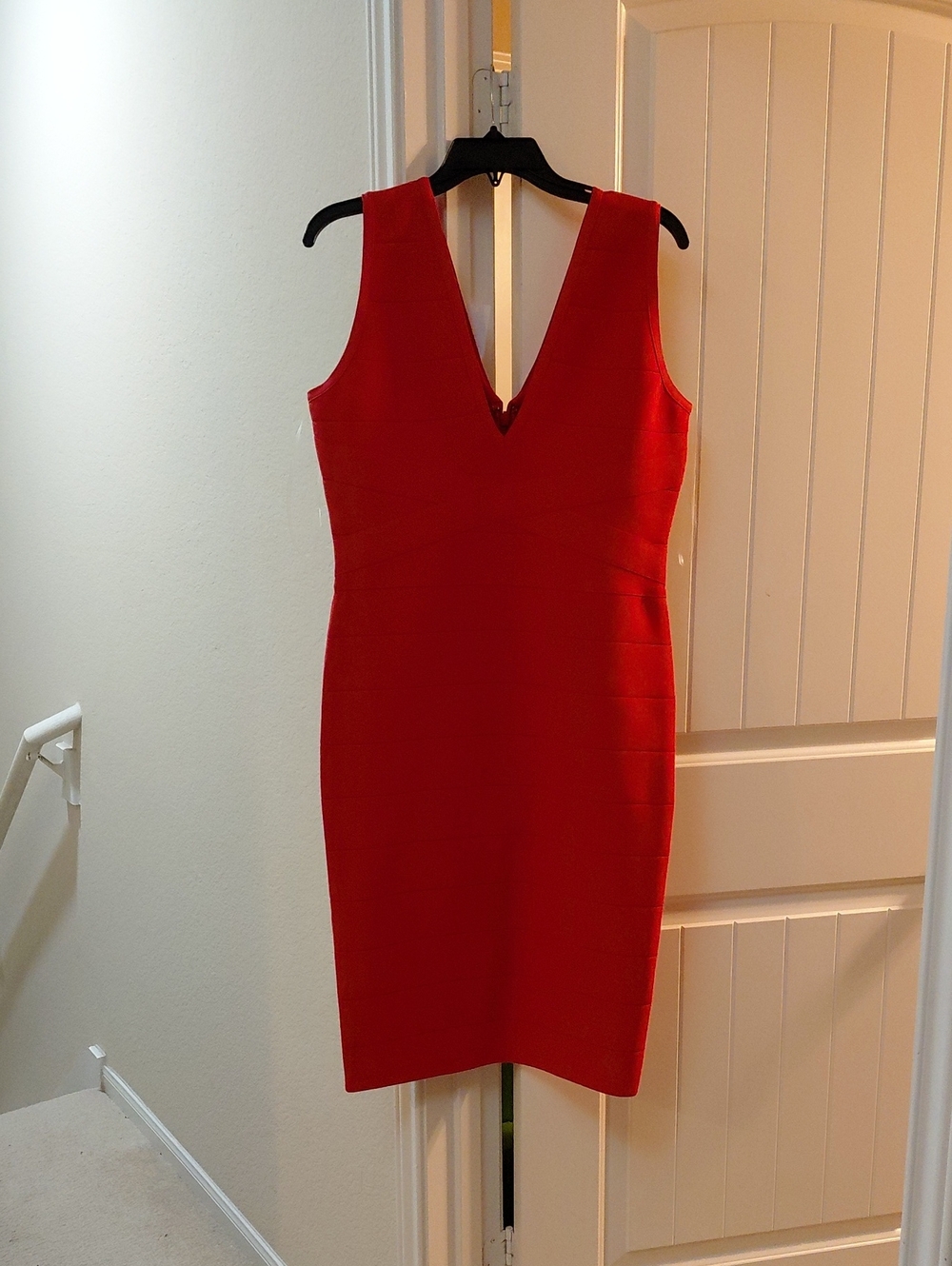 Sleeveless Red V-Neck Sheath Dress